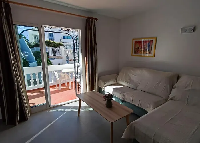 Hacienda 36 Menyber Nerja