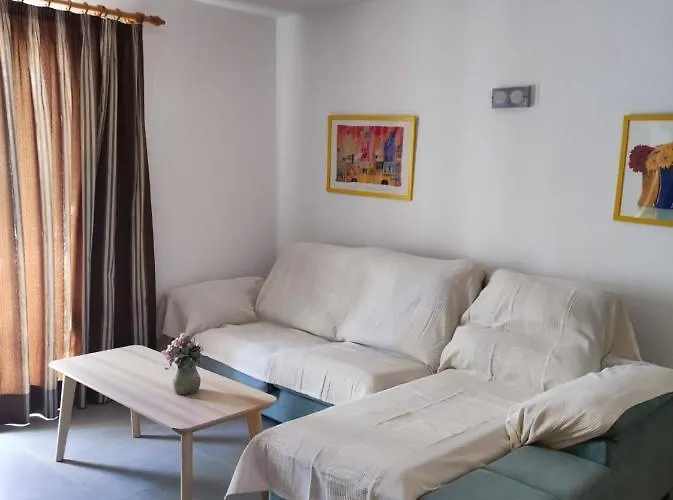 Hacienda 36 Menyber Semesterbostad