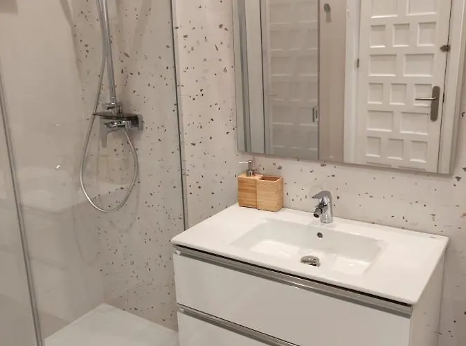 Hacienda 36 Menyber Semesterbostad *